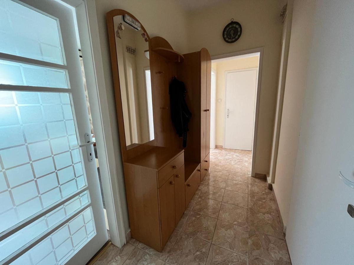 Apartment Acacia Varna Buitenkant foto