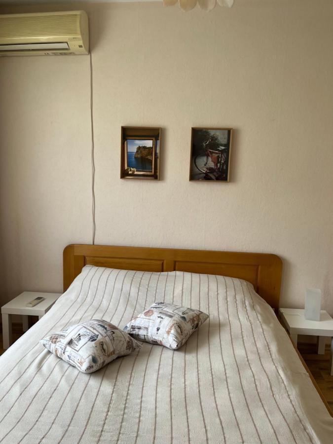 Apartment Acacia Varna Buitenkant foto